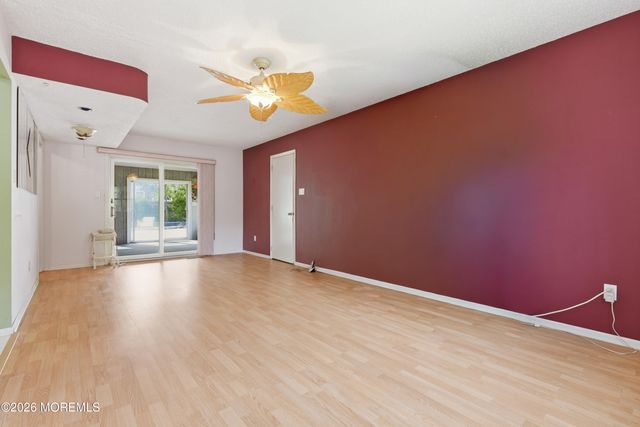 608 Huckleberry Lane, Toms River, NJ 08753