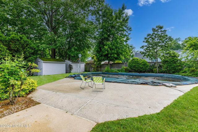 608 Huckleberry Lane, Toms River, NJ 08753
