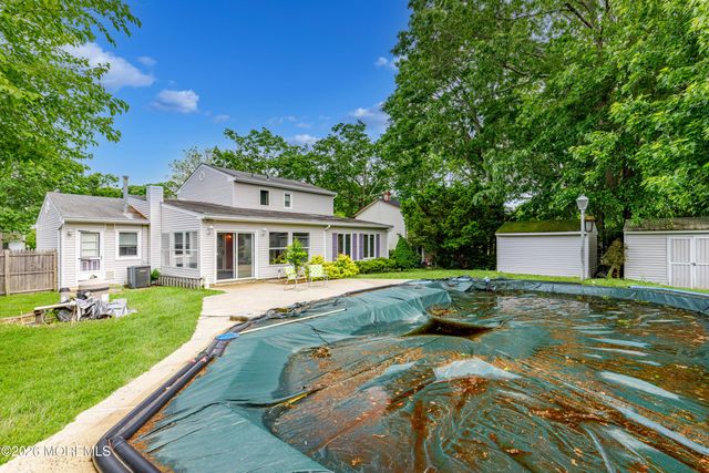 608 Huckleberry Lane, Toms River, NJ 08753
