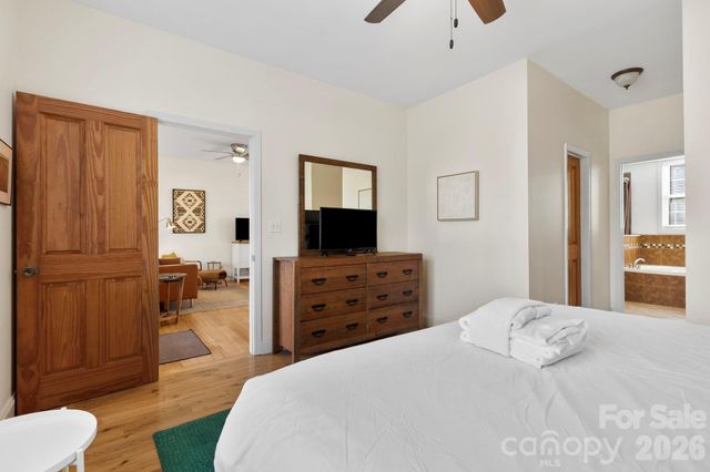 342 Old Haw Creek Road, Asheville, NC 28805