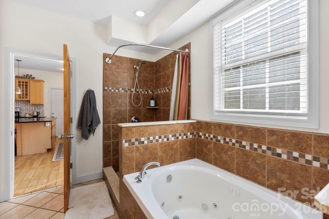 342 Old Haw Creek Road, Asheville, NC 28805