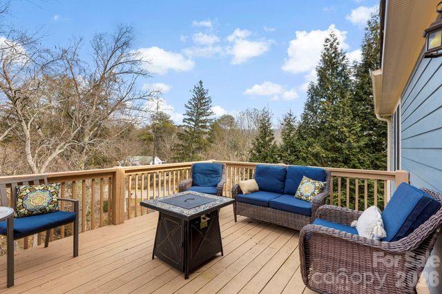 342 Old Haw Creek Road, Asheville, NC 28805