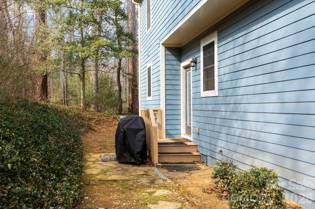 342 Old Haw Creek Road, Asheville, NC 28805