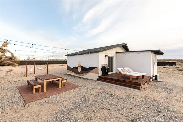 2360 Sand, Landers, CA 92285