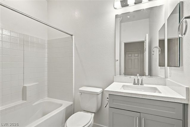 5684 Beguiling Falls Street, Las Vegas, NV 89148