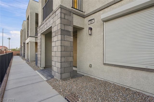 5684 Beguiling Falls Street, Las Vegas, NV 89148