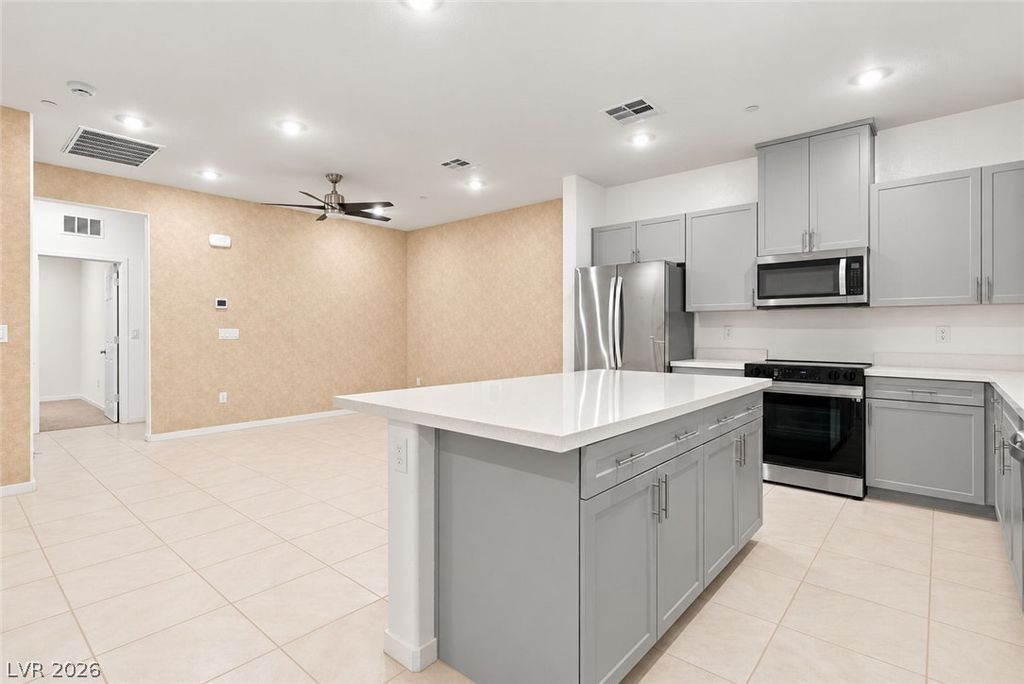 5684 Beguiling Falls Street, Las Vegas, NV 89148 — photo 5