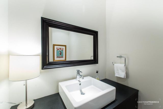 210 Lavaca ST 1910, Austin, TX 78701