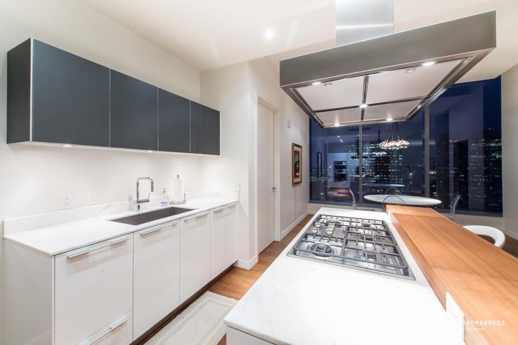 210 Lavaca ST 1910, Austin, TX 78701