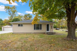 25616 W 10 Mile Road, Southfield, MI 48033