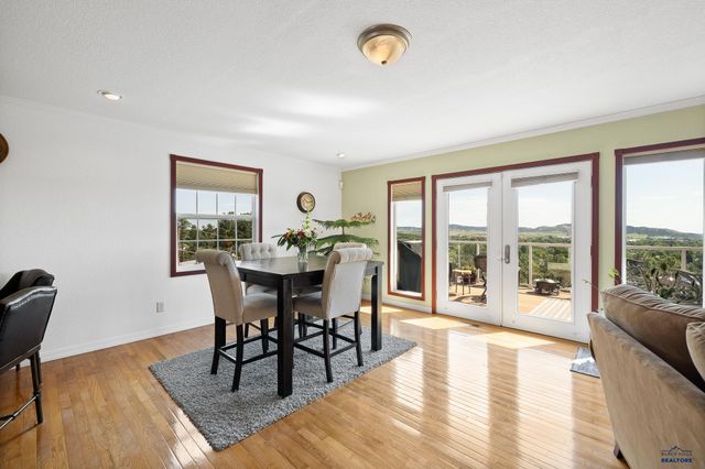 5109 PINEDALE HEIGHTS DR, Rapid City, SD 57702