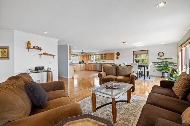5109 PINEDALE HEIGHTS DR, Rapid City, SD 57702