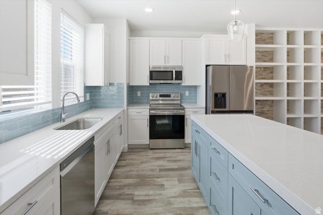 11253 S HOLLY SPRINGS DR, South Jordan, UT 84009