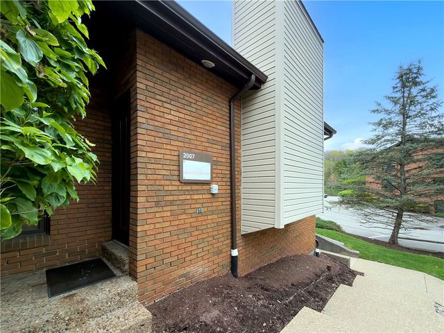 2006-2007 Kinvara Dr, Ross Twp, PA 15237
