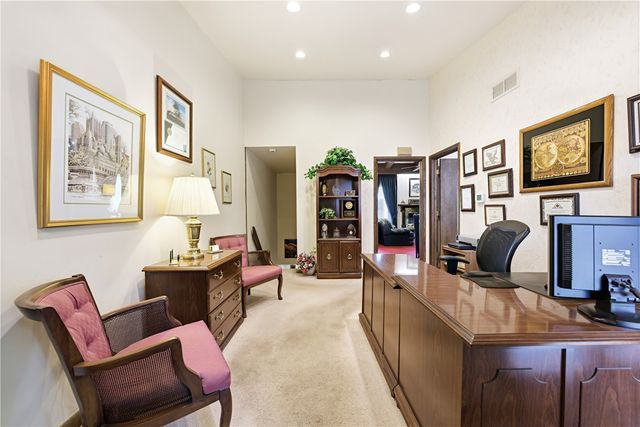 2006-2007 Kinvara Dr, Ross Twp, PA 15237