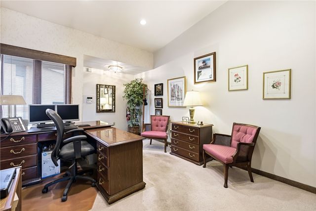 2006-2007 Kinvara Dr, Ross Twp, PA 15237