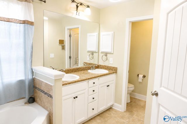 133 Bridge Crest Drive, Harvest, AL 35749