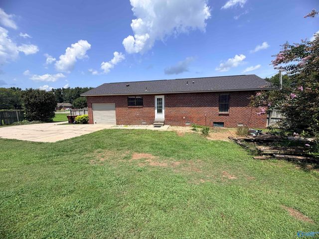 21610 Lovell Lane, Elkmont, AL 35620