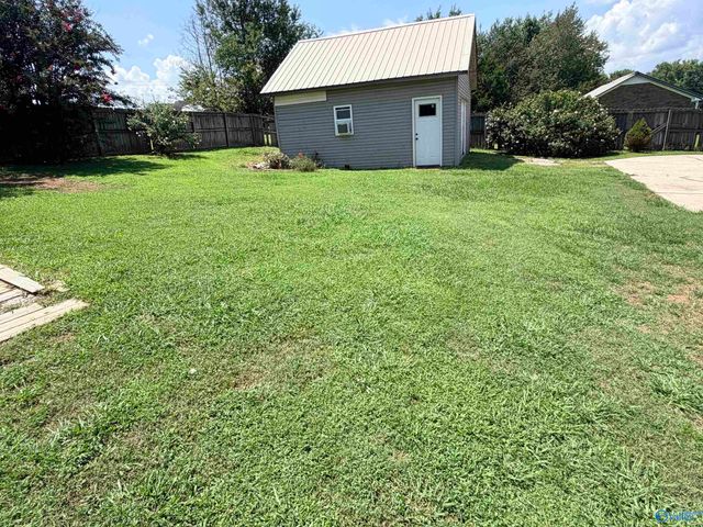 21610 Lovell Lane, Elkmont, AL 35620