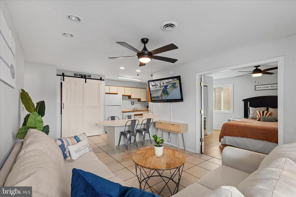 Image 10 of property listing at 105 120TH ST #168, Ocean City, MD 21842