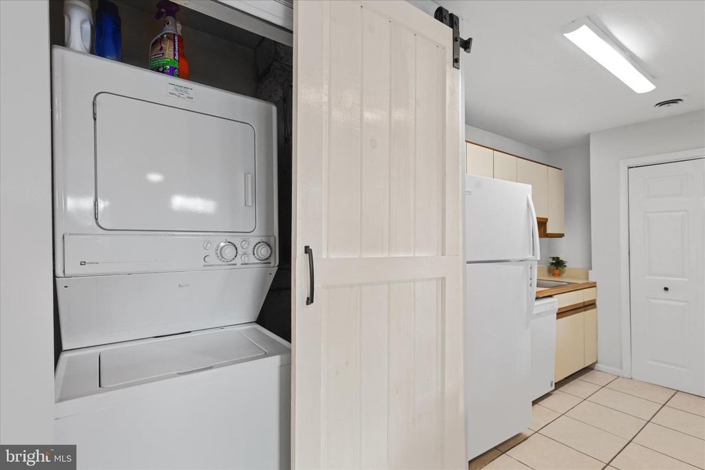 Image 13 of property listing at 105 120TH ST #168, Ocean City, MD 21842