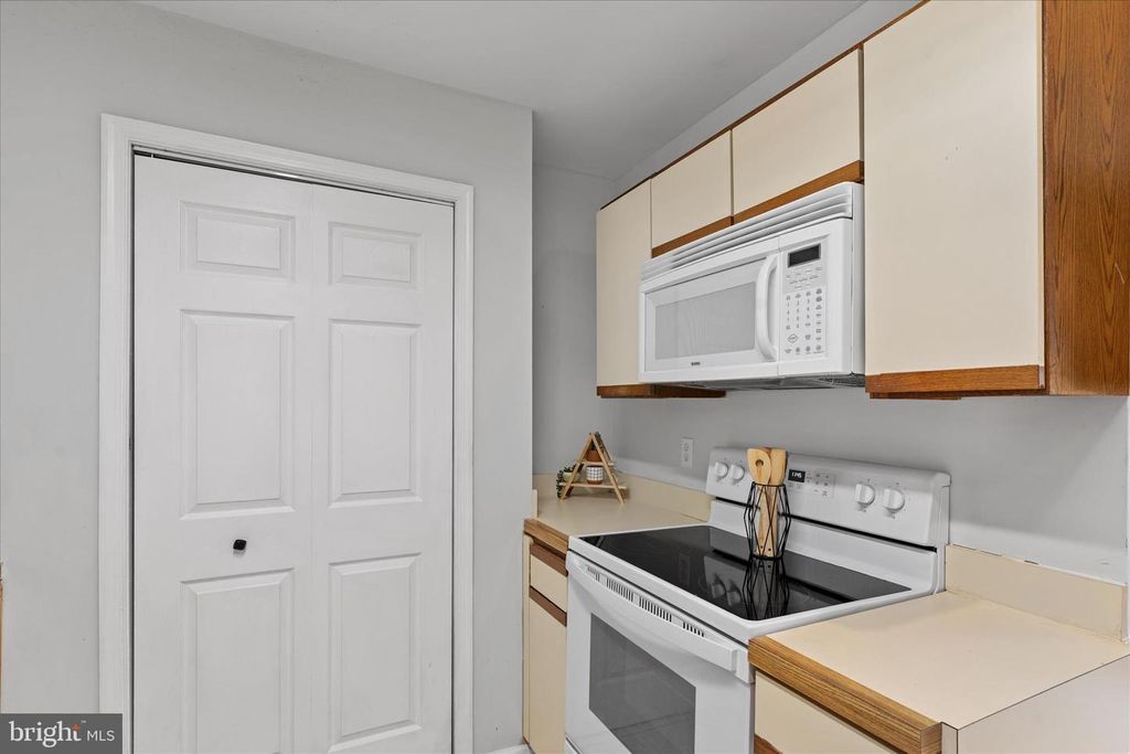 Image 17 of property listing at 105 120TH ST #168, Ocean City, MD 21842