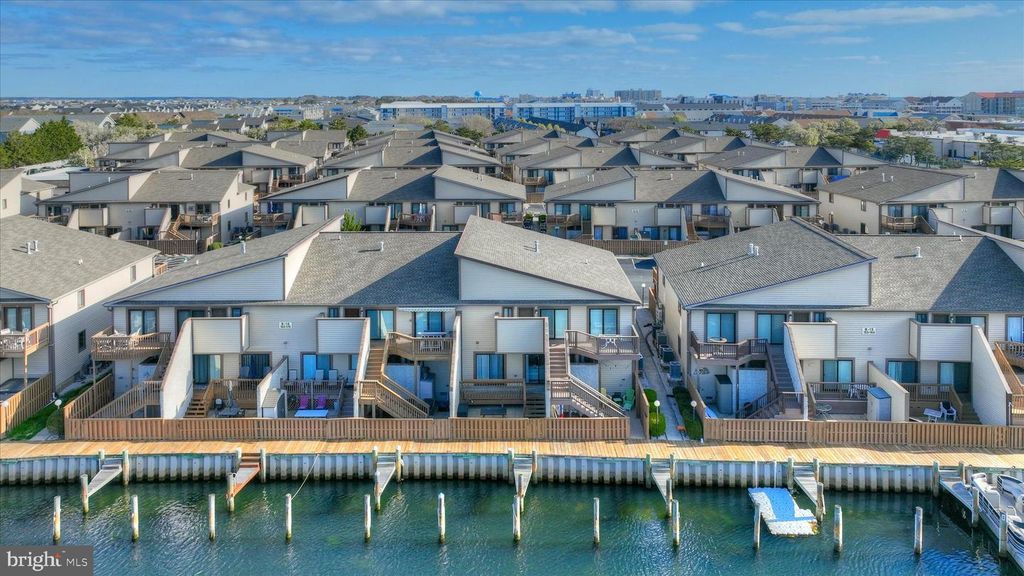 Image 2 of property listing at 105 120TH ST #168, Ocean City, MD 21842