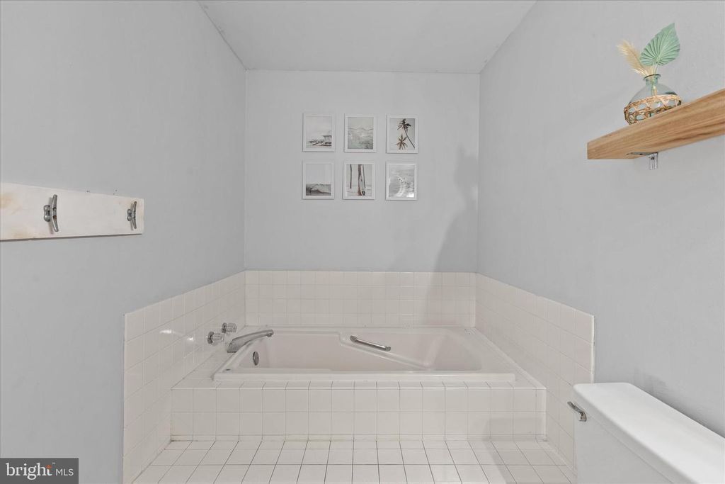 Image 25 of property listing at 105 120TH ST #168, Ocean City, MD 21842