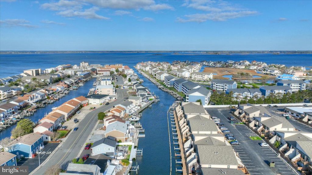 Image 33 of property listing at 105 120TH ST #168, Ocean City, MD 21842