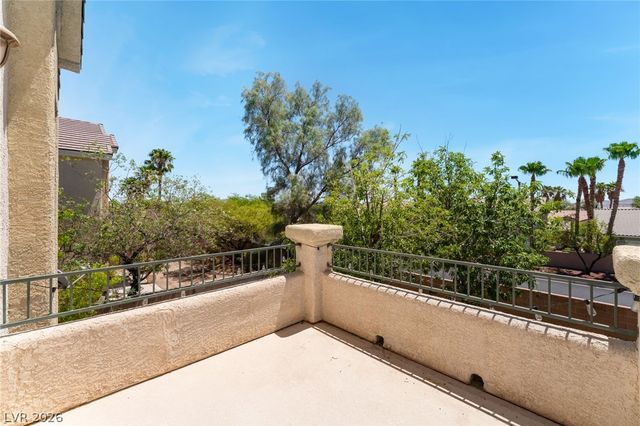 10183 Whispy Willow Way, Las Vegas, NV 89135