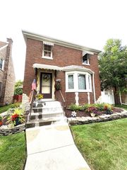 3620 Wenonah Avenue, Berwyn, IL 60402