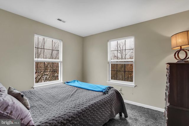 8700 JARWOOD RD, Baltimore, MD 21237