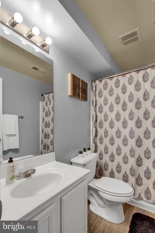 8700 JARWOOD RD, Baltimore, MD 21237