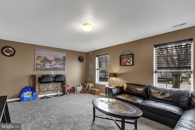 8700 JARWOOD RD, Baltimore, MD 21237
