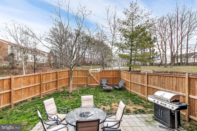 8700 JARWOOD RD, Baltimore, MD 21237