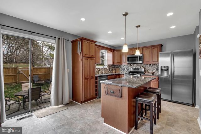 8700 JARWOOD RD, Baltimore, MD 21237
