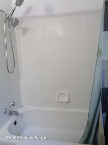 35 Congress Court A, Saginaw, MI 48602