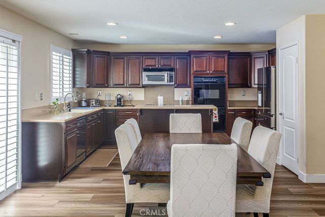 2060 W Avenue K6, Lancaster, CA 93536