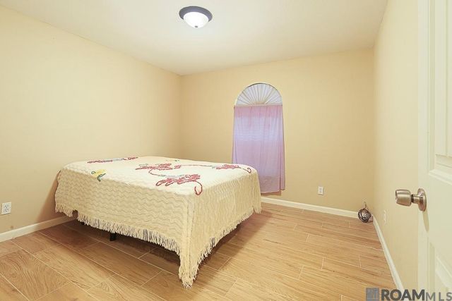 10668 Aberdeen Acres Rd, Denham Springs, LA 70726