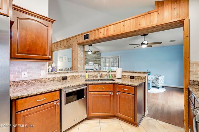 12684 ASH HARBOR Drive, Jacksonville, FL 32224