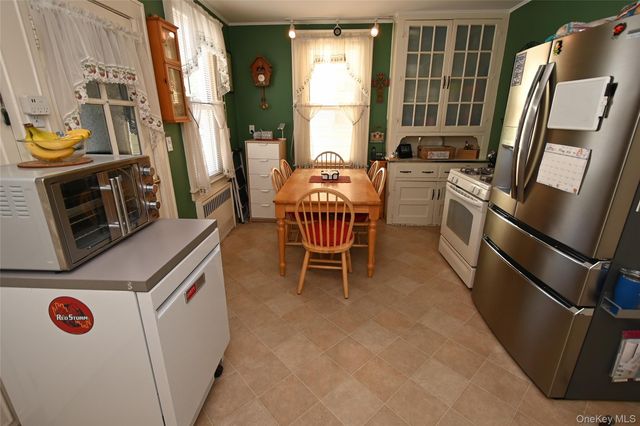 12142 6th Avenue, College Point, NY 11356