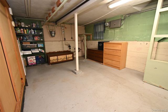 12142 6th Avenue, College Point, NY 11356