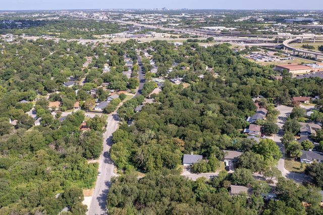 7005 Geneva DR, Austin, TX 78723