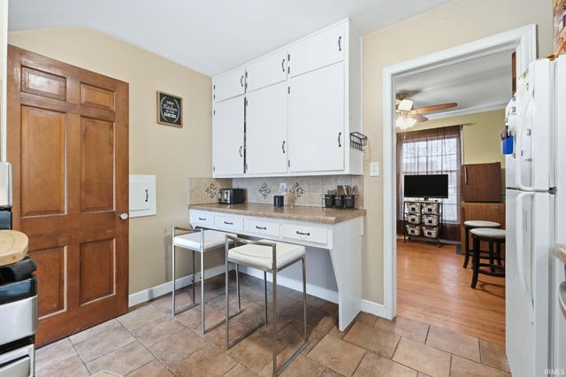 4715 S Wayne Avenue, Fort Wayne, IN 46807