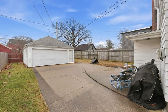 4715 S Wayne Avenue, Fort Wayne, IN 46807