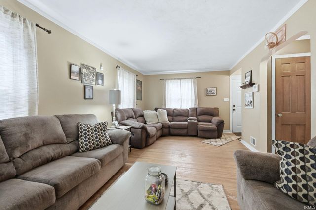 4715 S Wayne Avenue, Fort Wayne, IN 46807