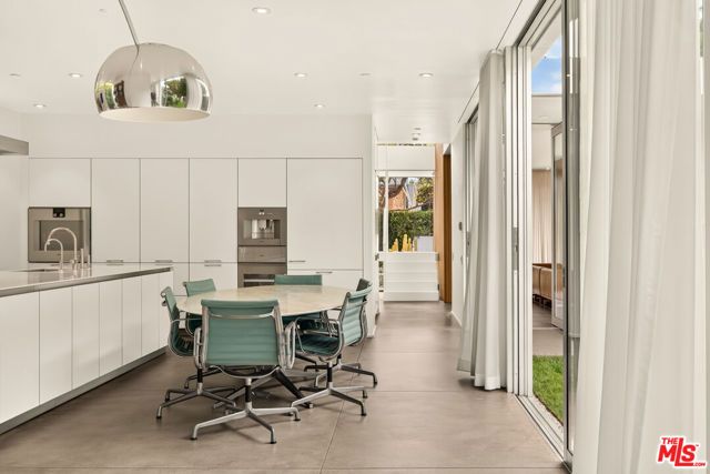 527 7th Street, Santa Monica, CA 90402