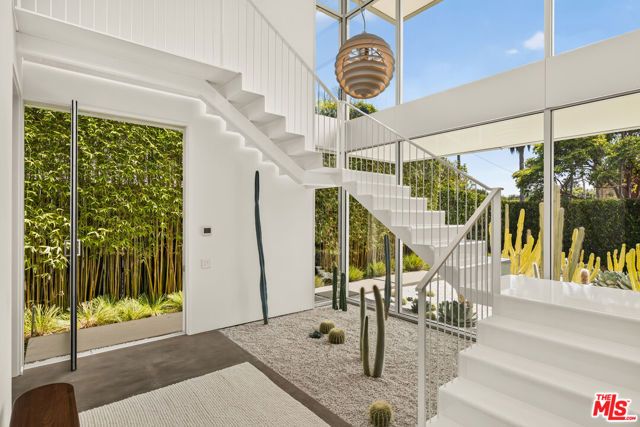527 7th Street, Santa Monica, CA 90402
