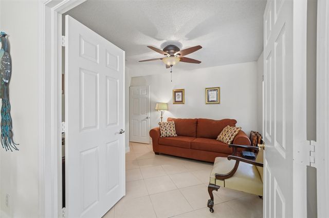 3800 Riverside Way, Delray Beach, FL 33445