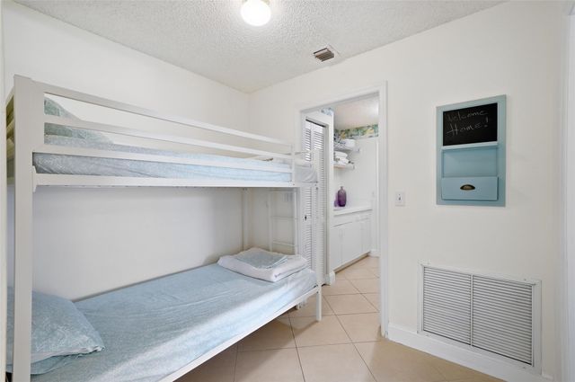 3800 Riverside Way, Delray Beach, FL 33445